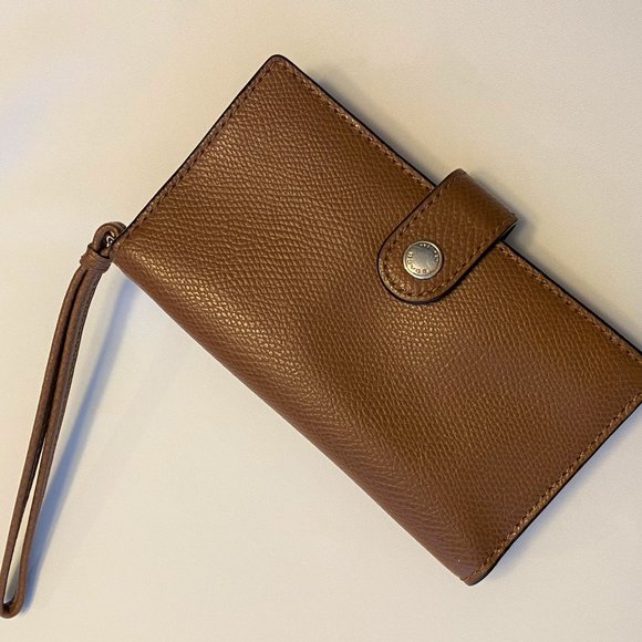 NWOT Coach Wallet / Phone Clutch / Wristlet